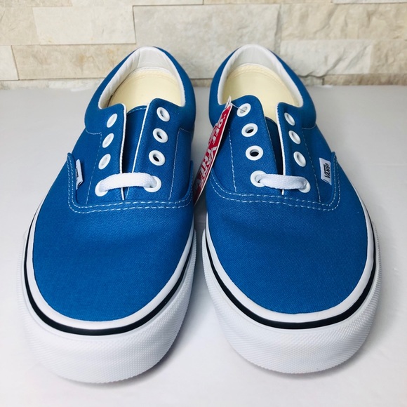 Classic Vans - Picture 4 of 8